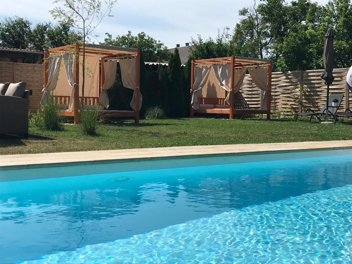 كيستاي Villa Aruba & Private Spa Suites المظهر الخارجي الصورة