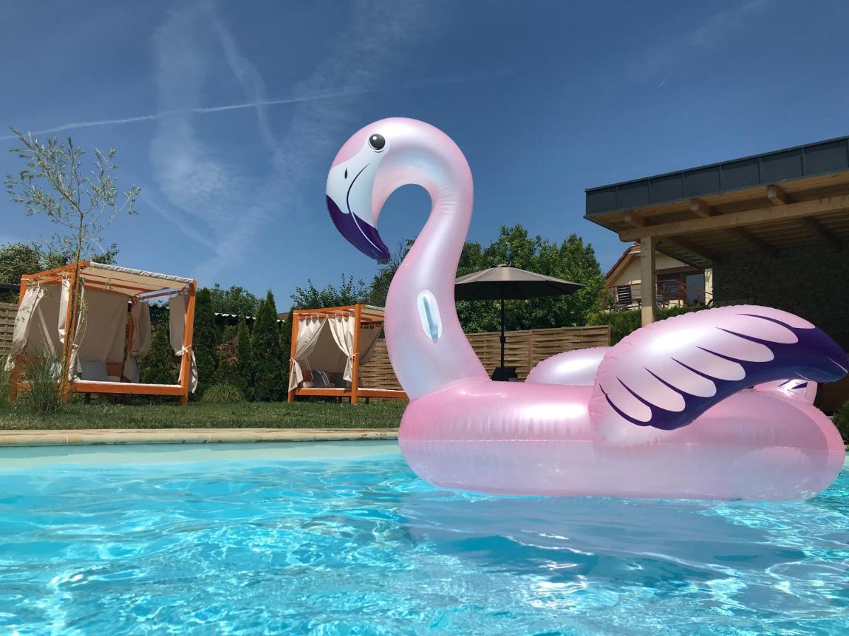 كيستاي Villa Aruba & Private Spa Suites المظهر الخارجي الصورة