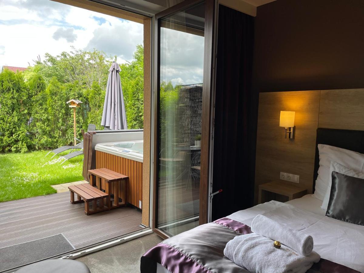 كيستاي Villa Aruba & Private Spa Suites المظهر الخارجي الصورة